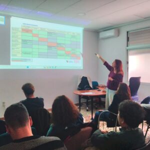 Escuela de familias ABRIL 2025