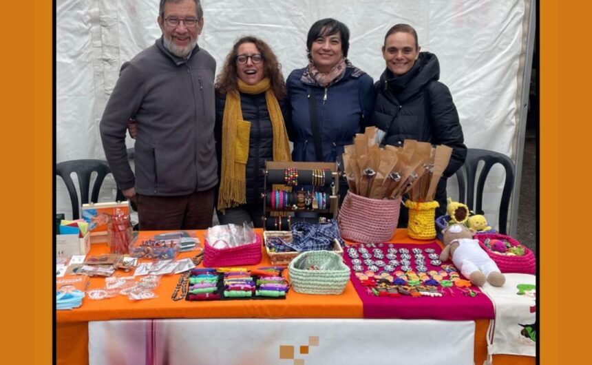 FALLA MONTOLIVET Stand en la Falla Montolivet